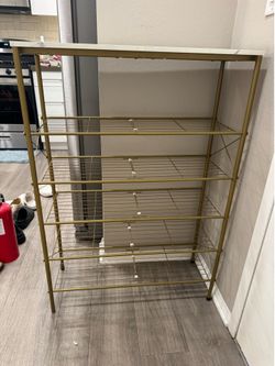 Gold Entryway Shoe Rack with Faux Marble Top – Excellent Condition