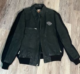Genuine Harley-Davidson Leather Jacket  Brand New, Never Worn Size Medium