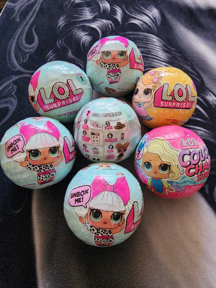 LOL Surprise Dolls (8) Balls