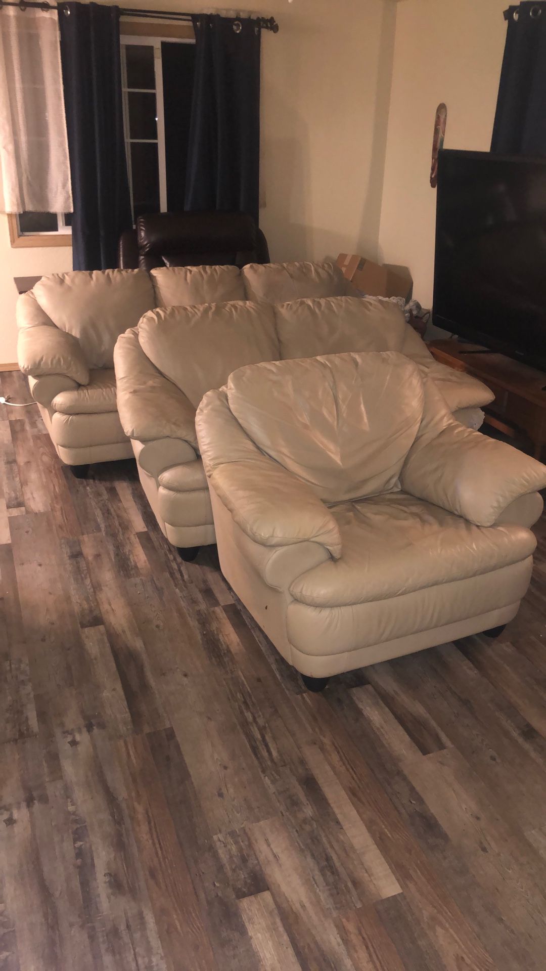 3 Piece Couch Set 