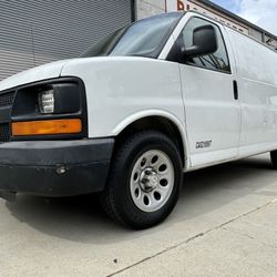 2009 Chevrolet Express Cargo Van