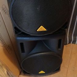 2 Passive 1000 Watt Speaker Cabinets With 15" And Titanium Driver Horns 