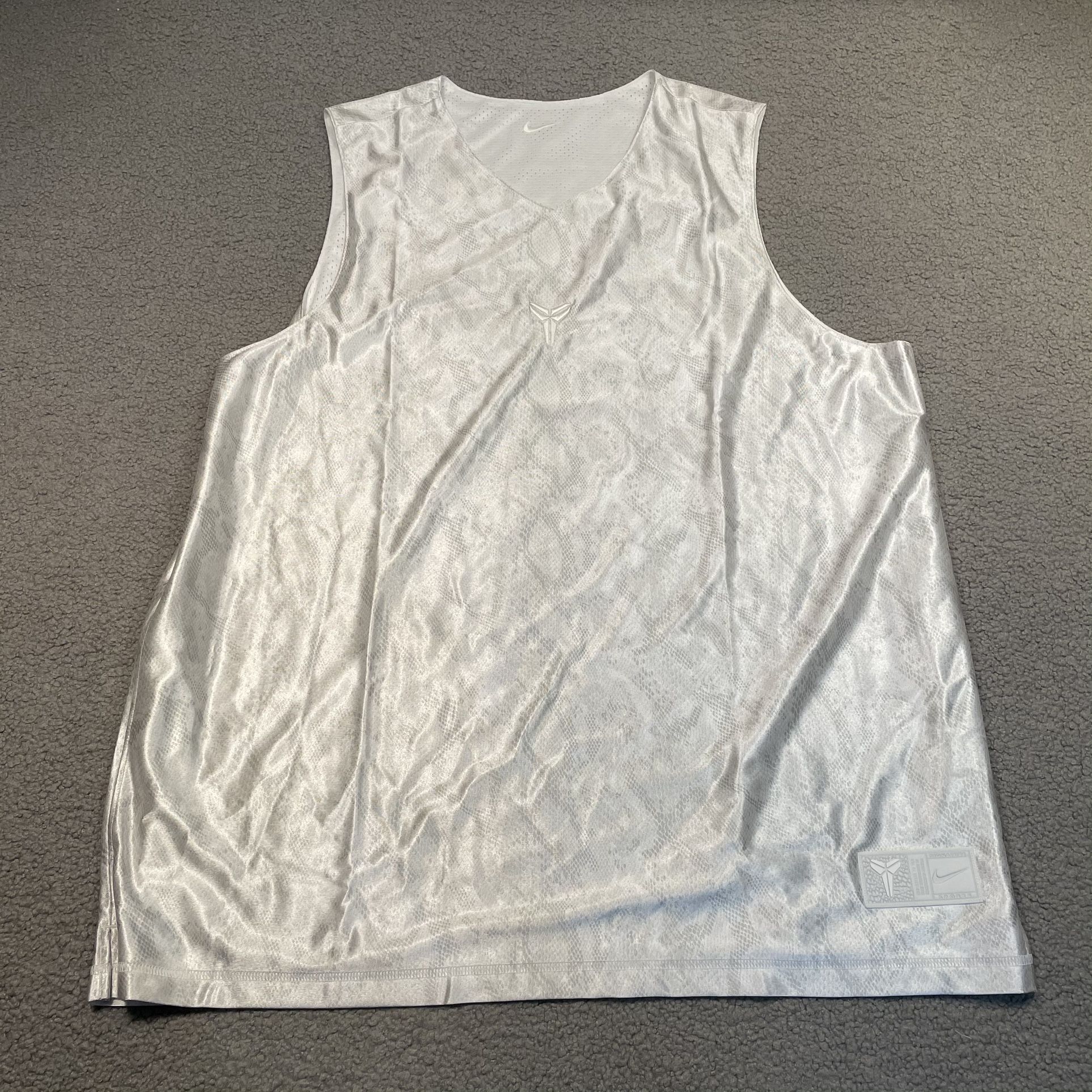 Nike Kobe Reversible Dri-Fit Jersey – XXL Tall – Brand New – $60 (Cash Only) 