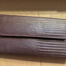 Leather Tri Fold Burgundy Wallet