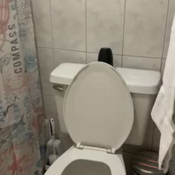 3 bedrooms 2 bhatrooms 