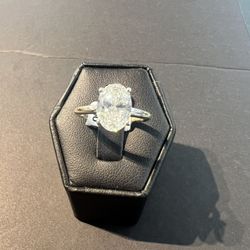 2.5 ctw solitaire diamond ring