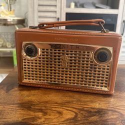 Classic MCM Zenith Radio 