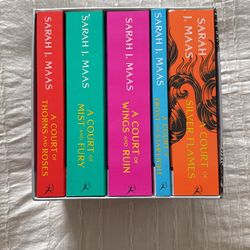 A Court Of Thors And Roses Series 