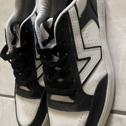 Vans Never Been Worn / 7.5 Mens 9 Women’s 