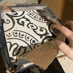 5 Boxes Of 8x8 Tiles - 25.8sqft