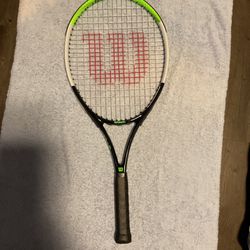 Wilson Blade Feel  Tennis Racket