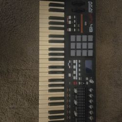 AKAI MIDI KEYBOARD