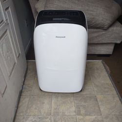 Portable A. C Honeywell 