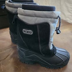 Kids Snow Shoes, Size 12. $10