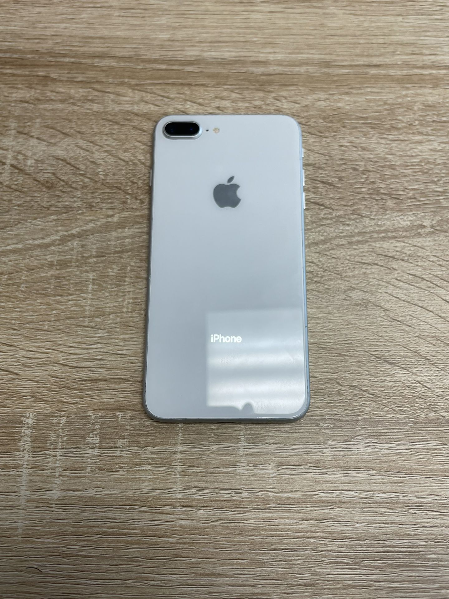 iPhone 8 Plus  - AT&T/Cricket - 64GB 