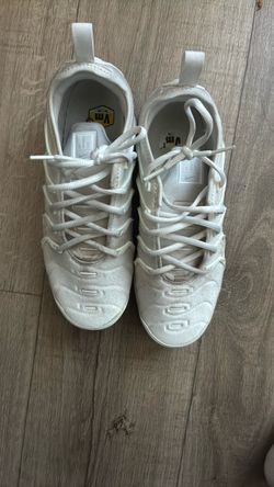 Nike Air VaporMax Plus White Sneakers size 8.5