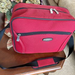 PROTOCOL - Shoulder Travel Bag.