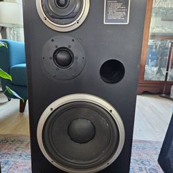 Marantz Speakers 