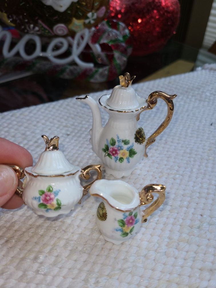 Miniture Rose Gold 3 pc Tea Set