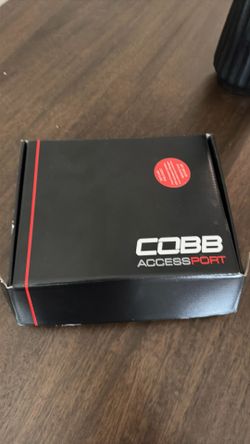 Cobb access port