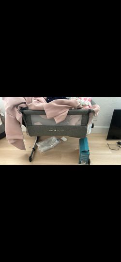 Baby delight bassinet