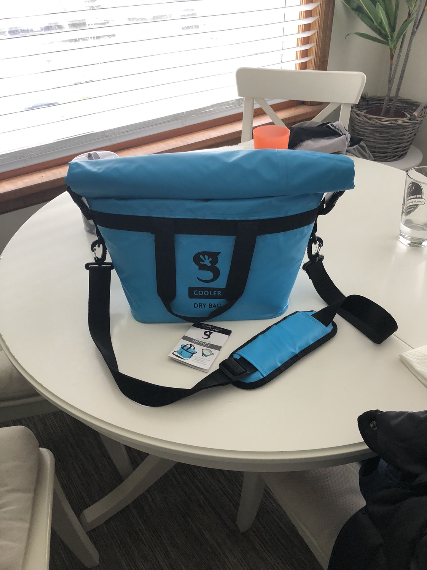 Blue Gecko brands dry bag tote cooler