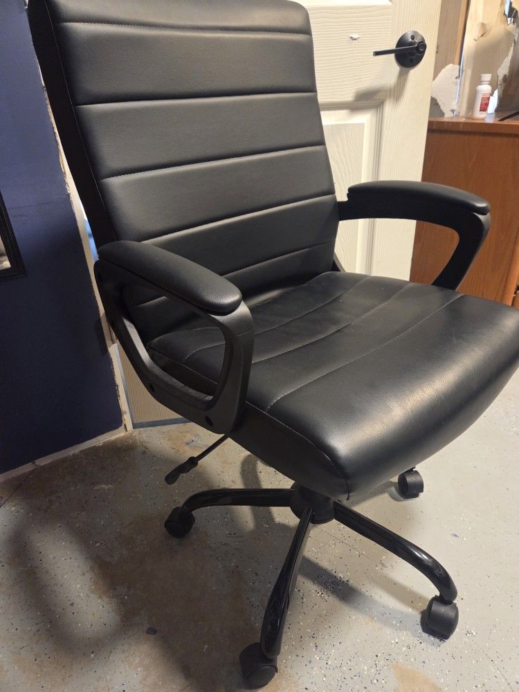 Office Chair Great Condition 