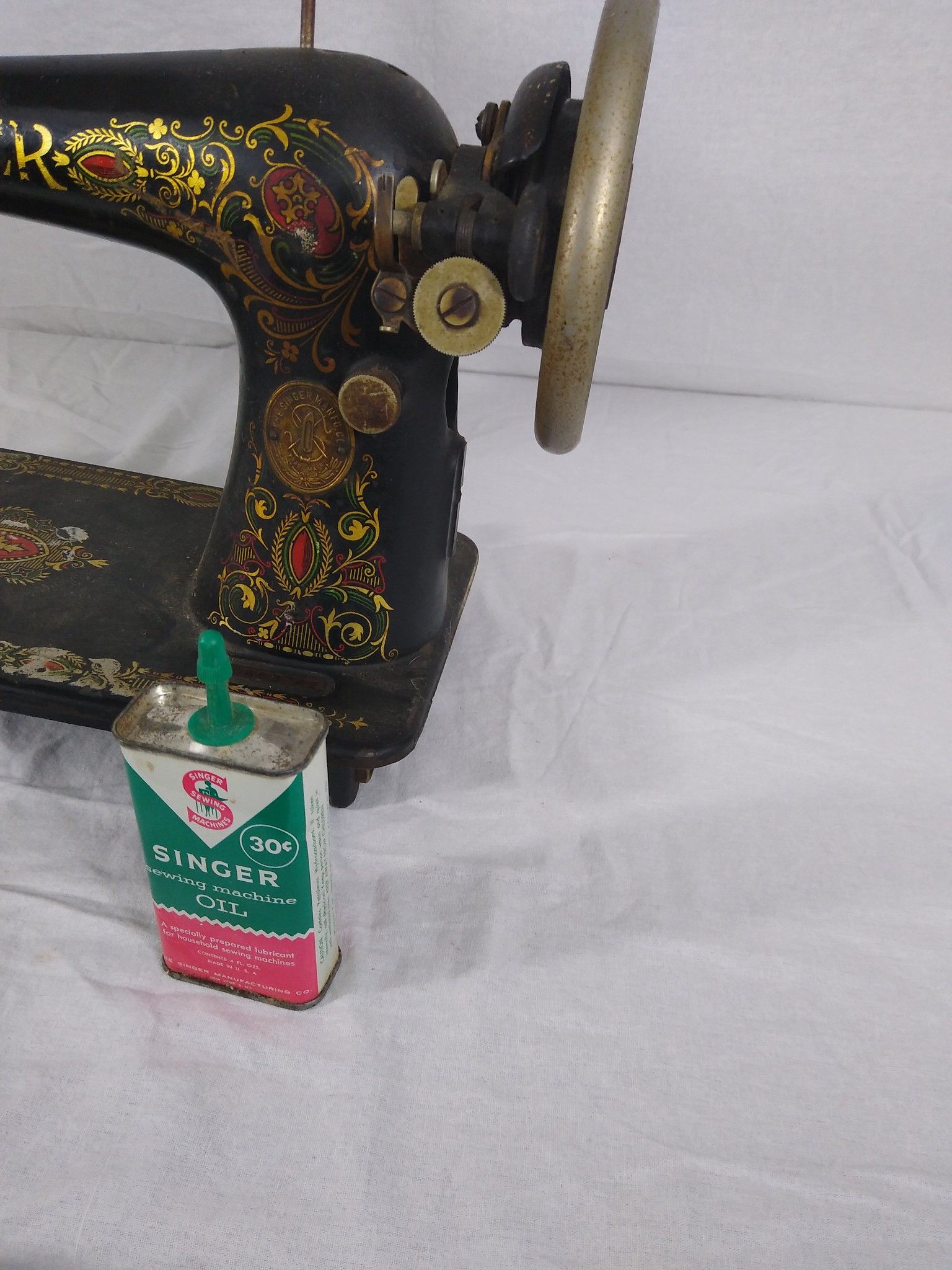 Antique 1910 Singer Sewing Machine G Series G0469742