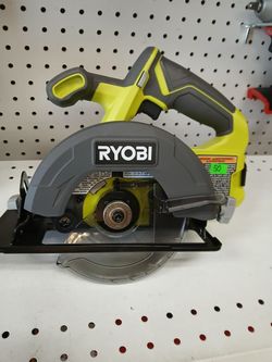 Ryobi new 51/2” circular saw 18v - no battery
