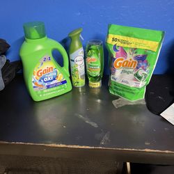 Gain Febrezze Dish Soap 