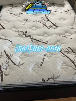 Royal Touch Eastern king mattress and Boxspring bed set Colchon y tambor