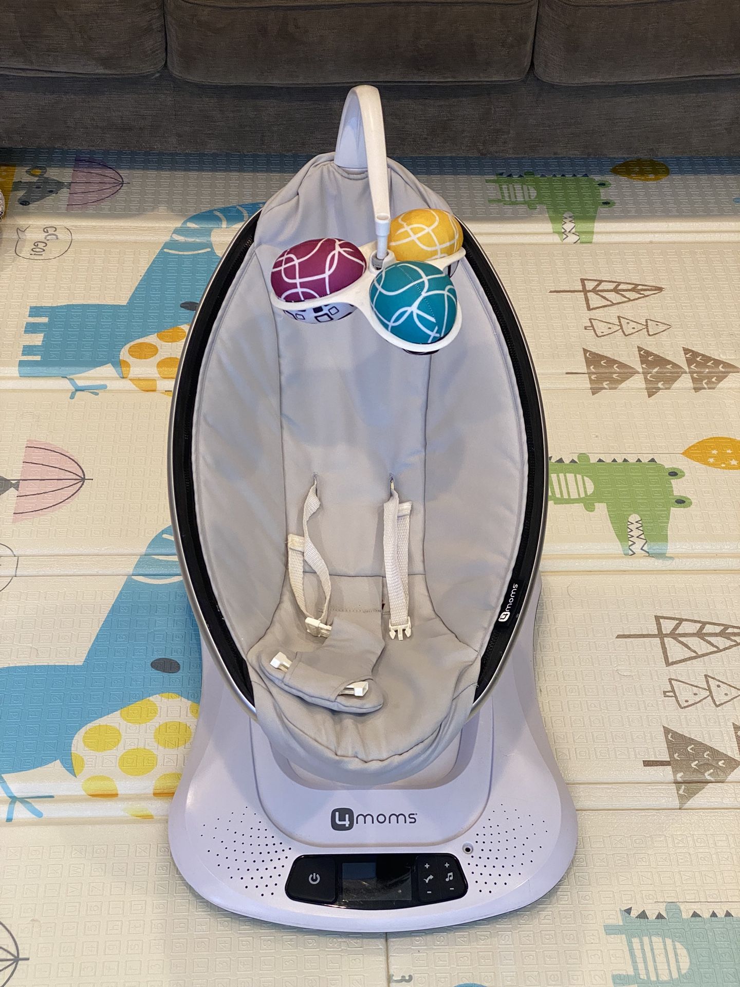 4moms Mamaroo Baby Swing Super Clean