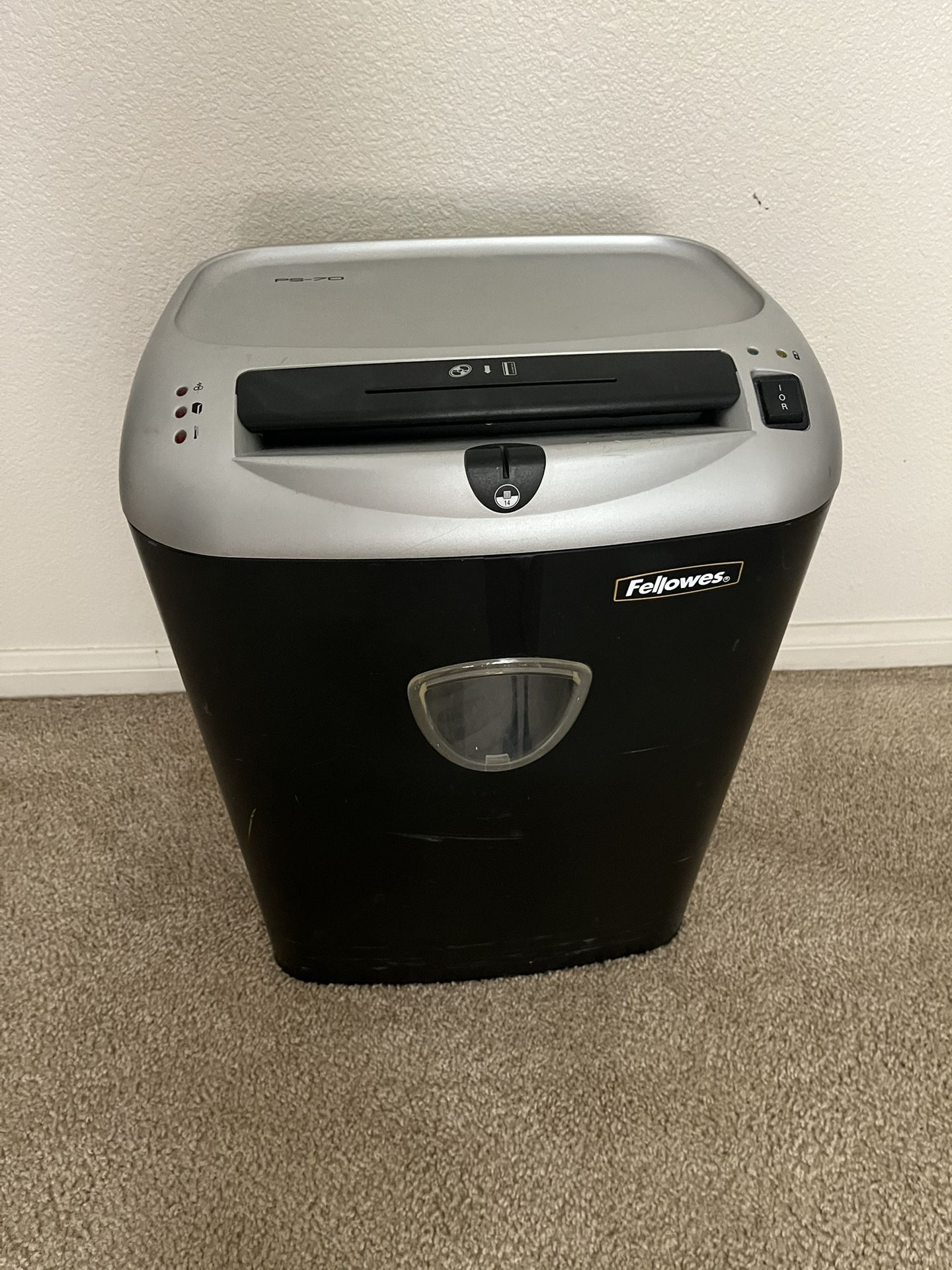 Fellowes Paper Shredder