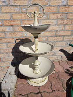 Metal 3 tier Stand