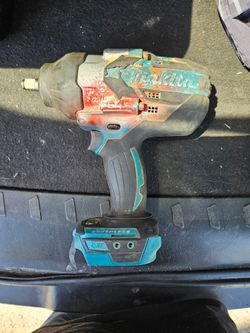 Makita