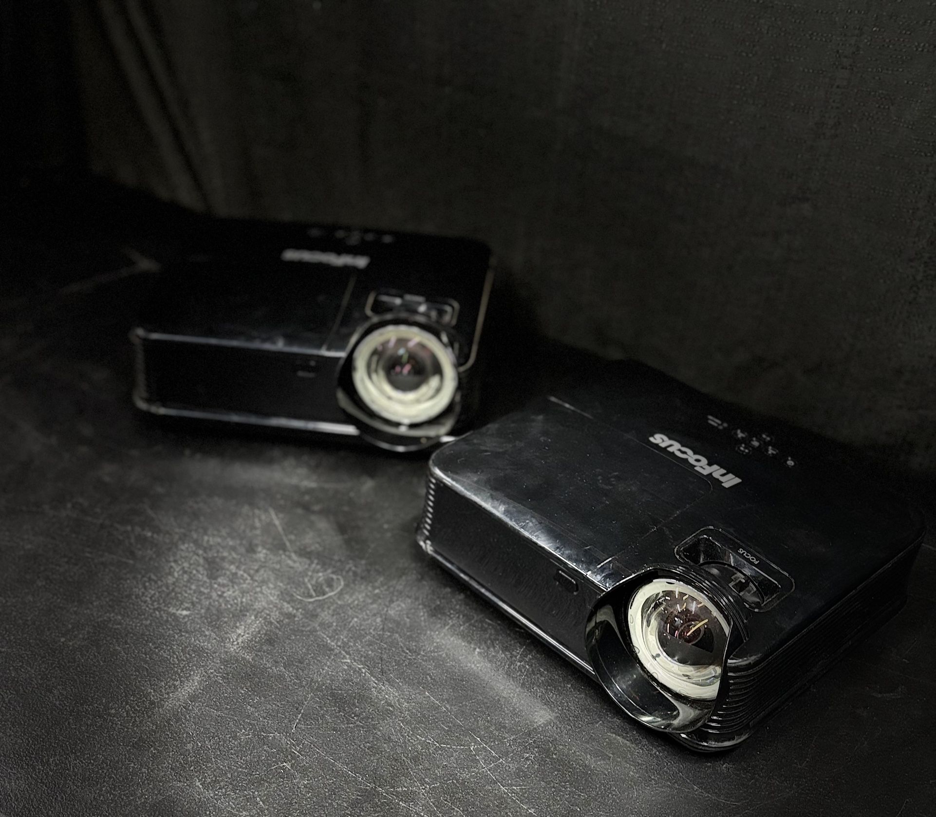 InFocus IN126ST Short Throw DLP Projector – Used, Great Condition