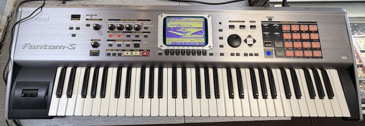 Roland Fantom-S 61-Key Workstation Keyboard