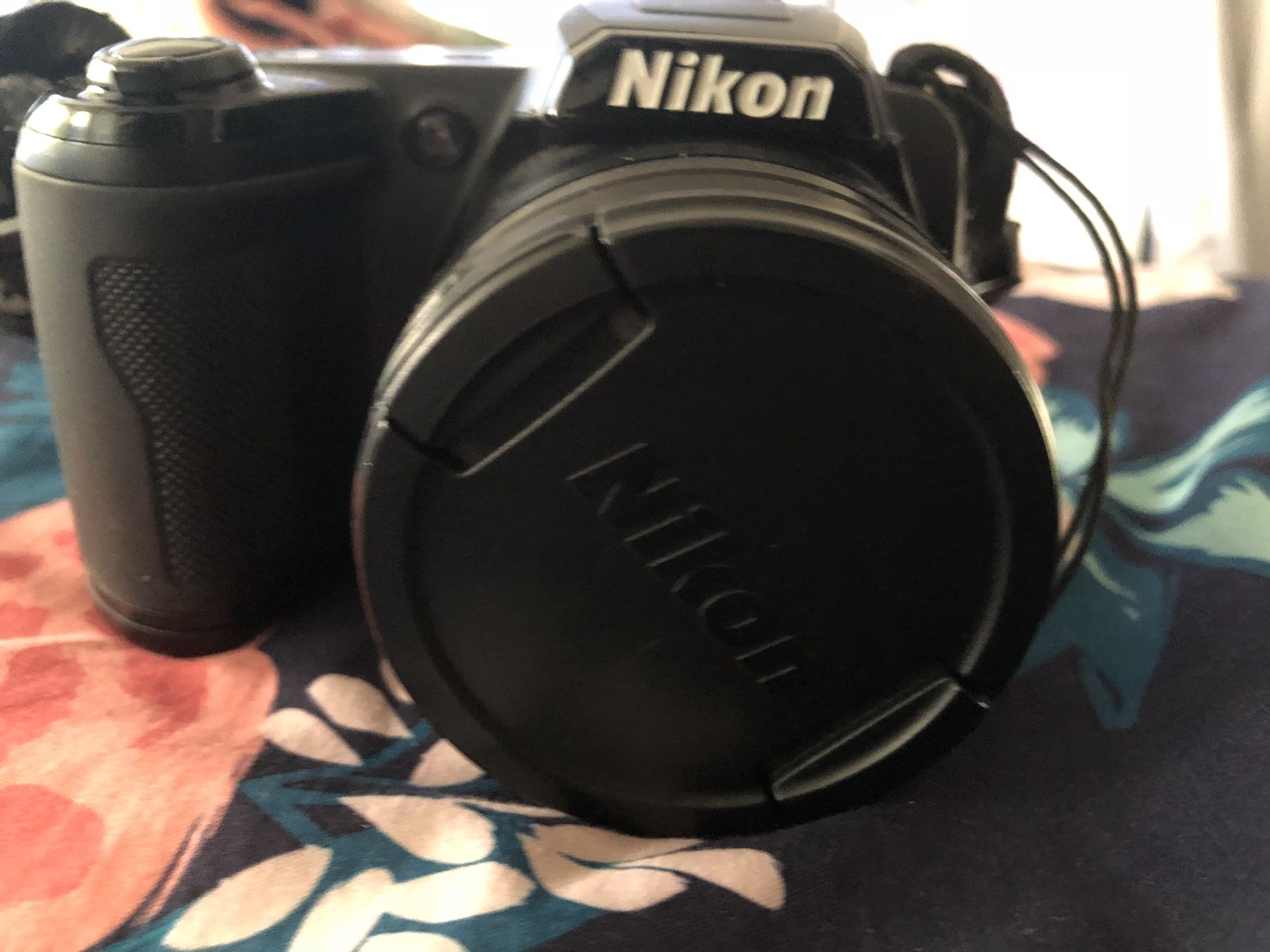 nikon l105