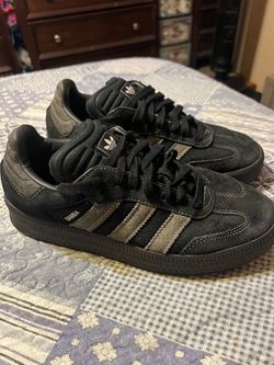 Mens adidas Samba XLG Black/Gray Colorway