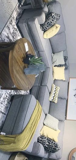 Oversized Sectional -Couch -Living Room Set / chamberly Sectional
