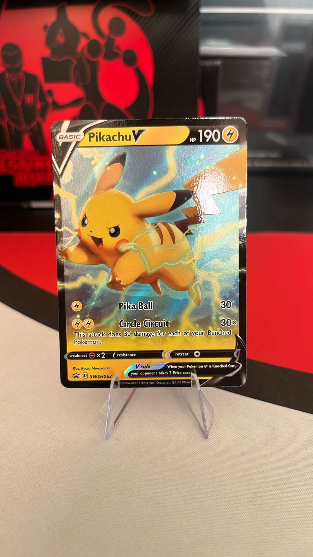 Pokemon Pikachu V
