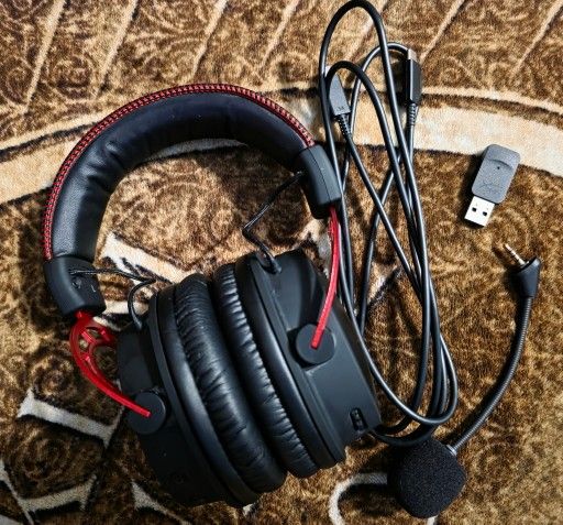 HyperX Cloud Alpha Wireless Gaming Headset