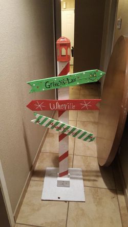 Who Ville street sign