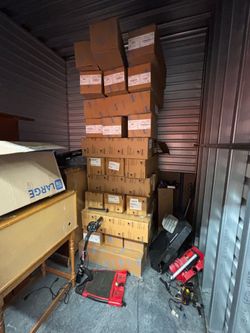 Pallet of 35 Rosco 630LL Bus/ truck view mirrors. Open box never used.