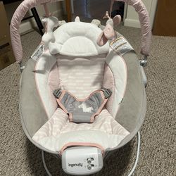 Ingenuity Soothing Baby Bouncer with Vibrating Infant Seat