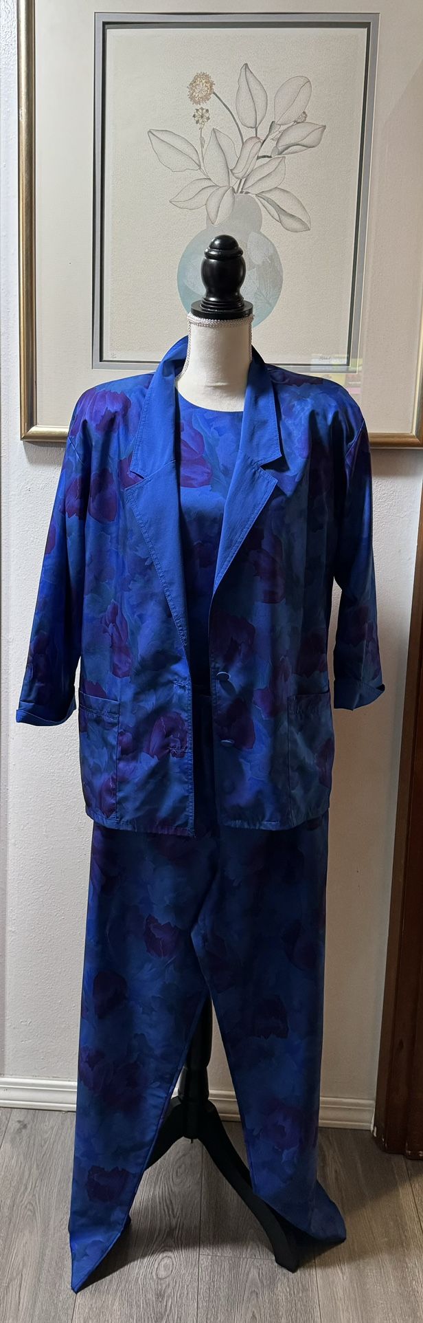 80s/90s G.w. Blue Floral Polyester three pieces set.
