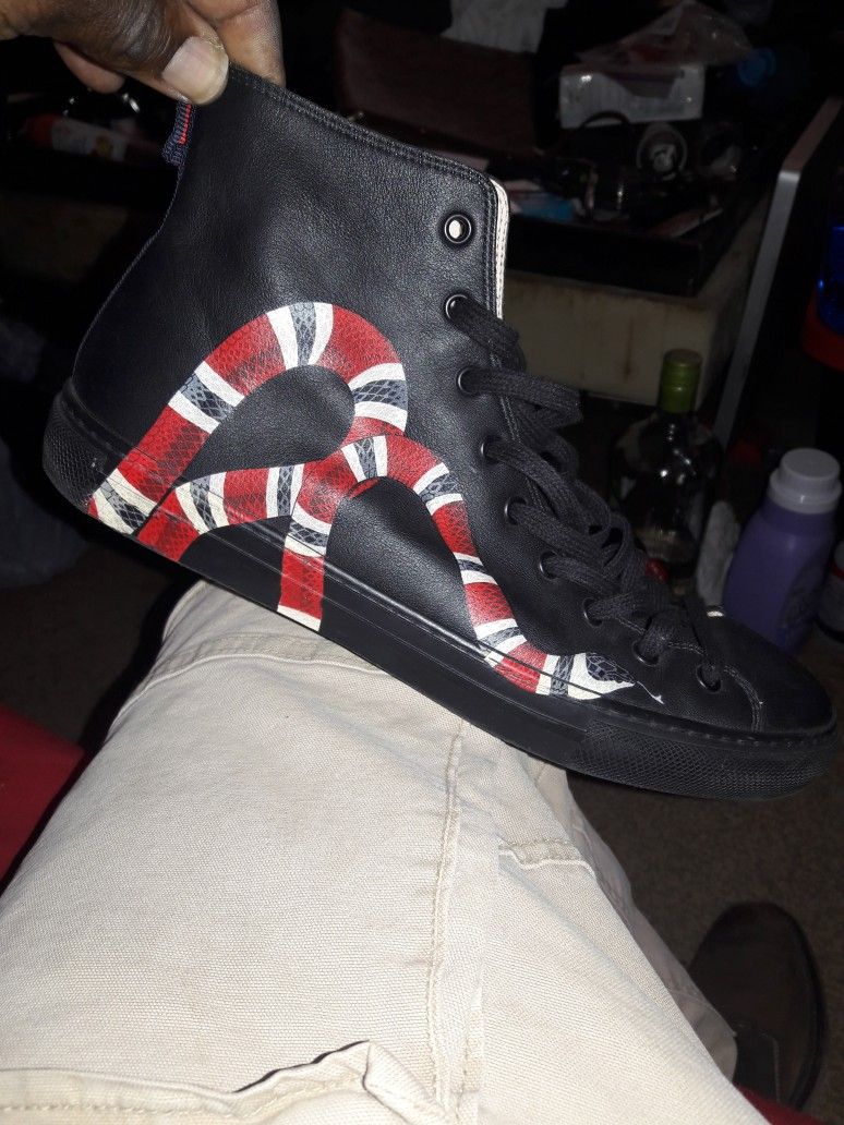 ** AUTHENTIC GUCCI MEN'S LEATHER HIGH TOP SNEAKERS** SIZE 8 