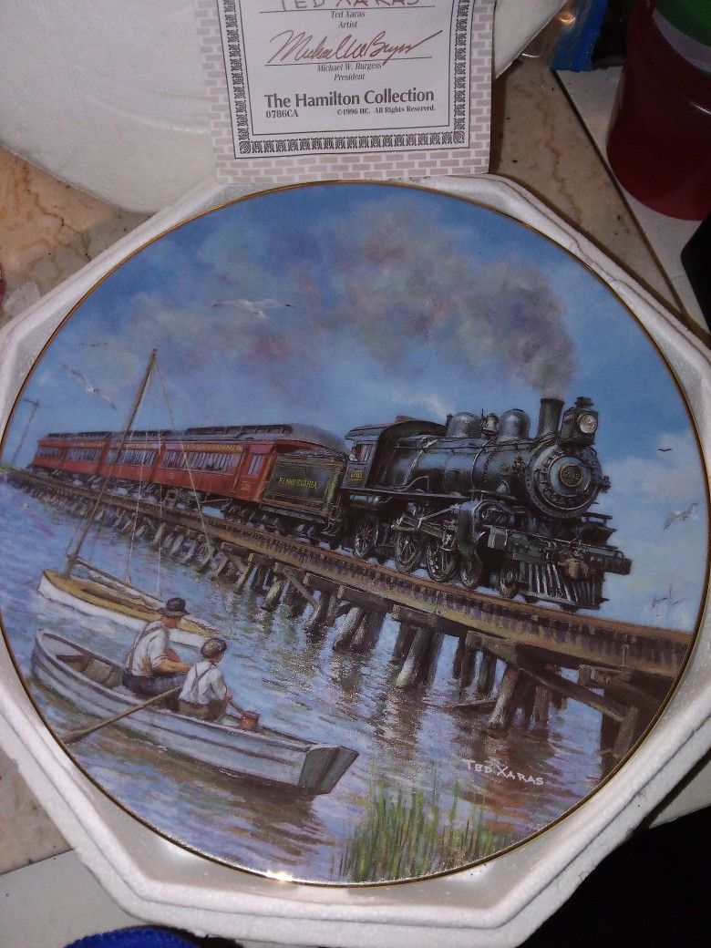 Hamilton Collectors Plate