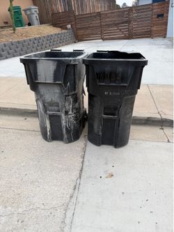 FREE Trash cans