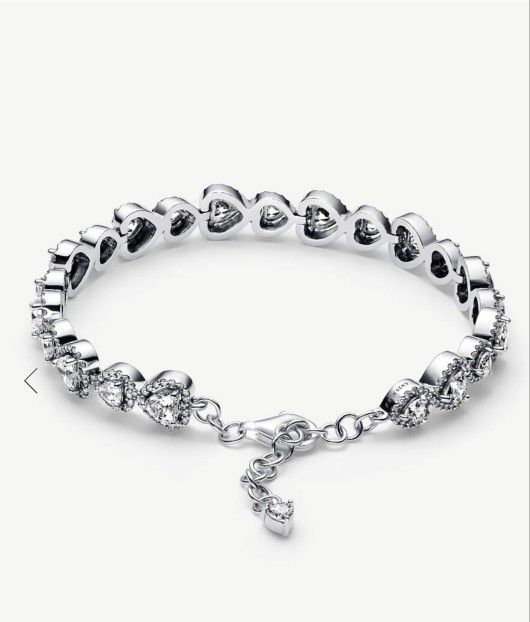 Pandora Halo Hearts Bracelet